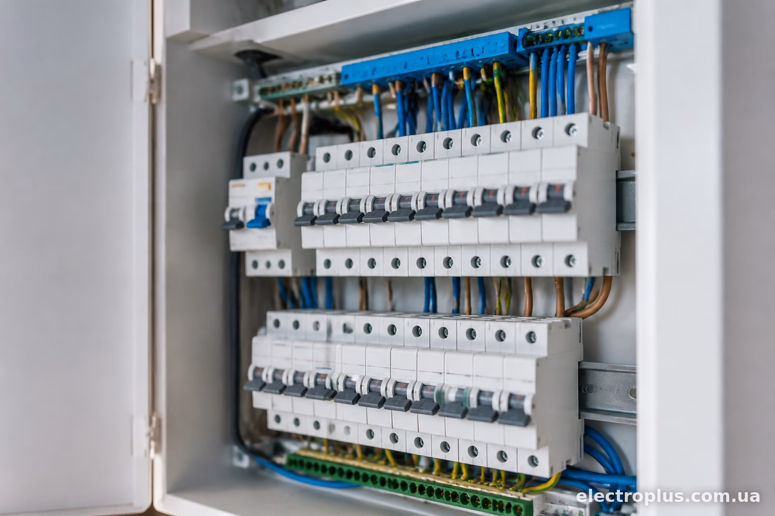 Приклад компонування щита для квартири 60-70 м²